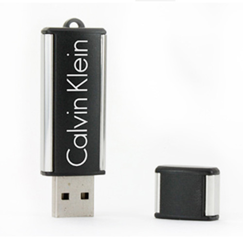 im020 Trix USB Flash Drive