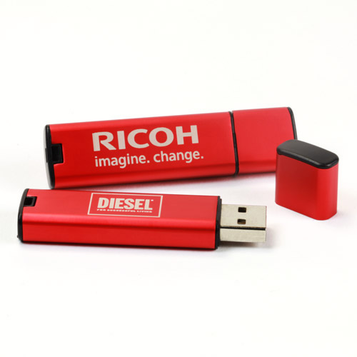 im017 Carbon USB Flash Drive